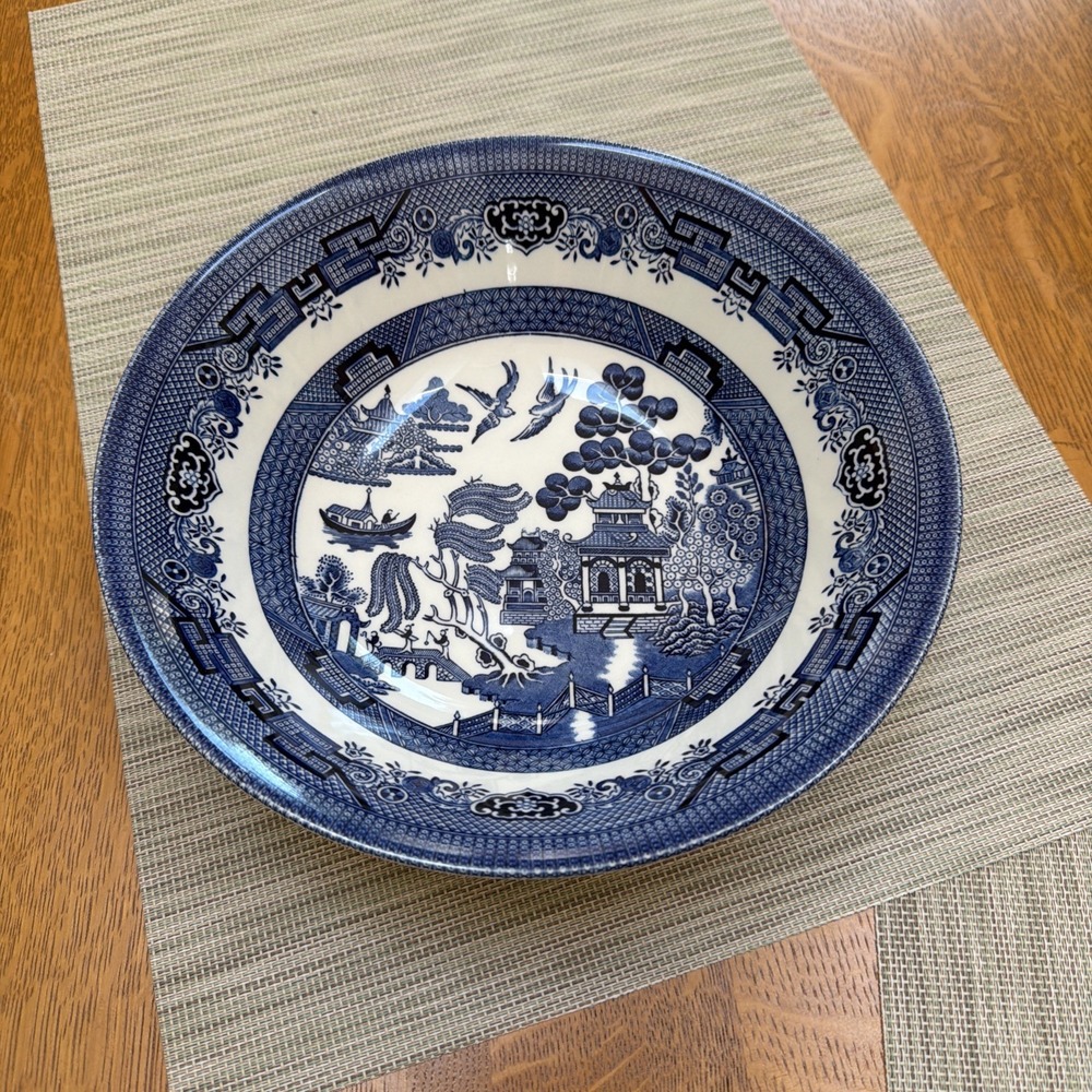 Churchill England Blue Willow Ware 9.5" Vegetable Bowl Blue/White Chinoiserie